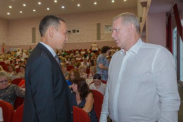 38% от общего числа стобалльников в области – оренбургские ученики